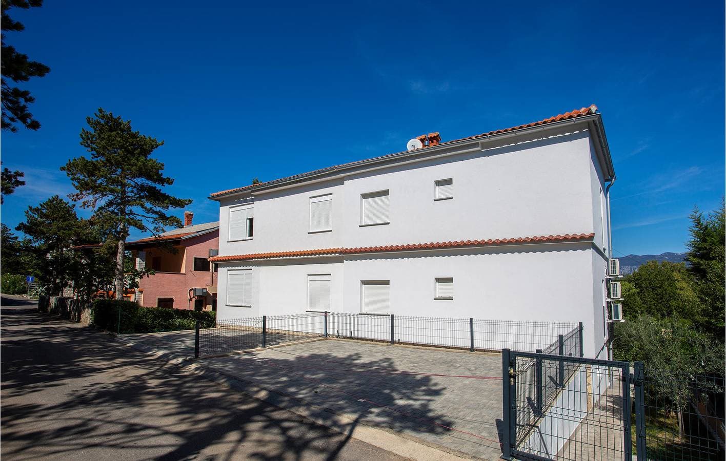 Foto 4 von 25: Gemütliche Ferienwohnung mit Terrasse, WLAN und 1,5 km zum Strand