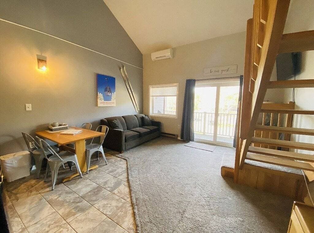 Foto 7 von 19: Loon Mtn Loft w/Pool, Jacuzzi Access, Mtn Shuttle