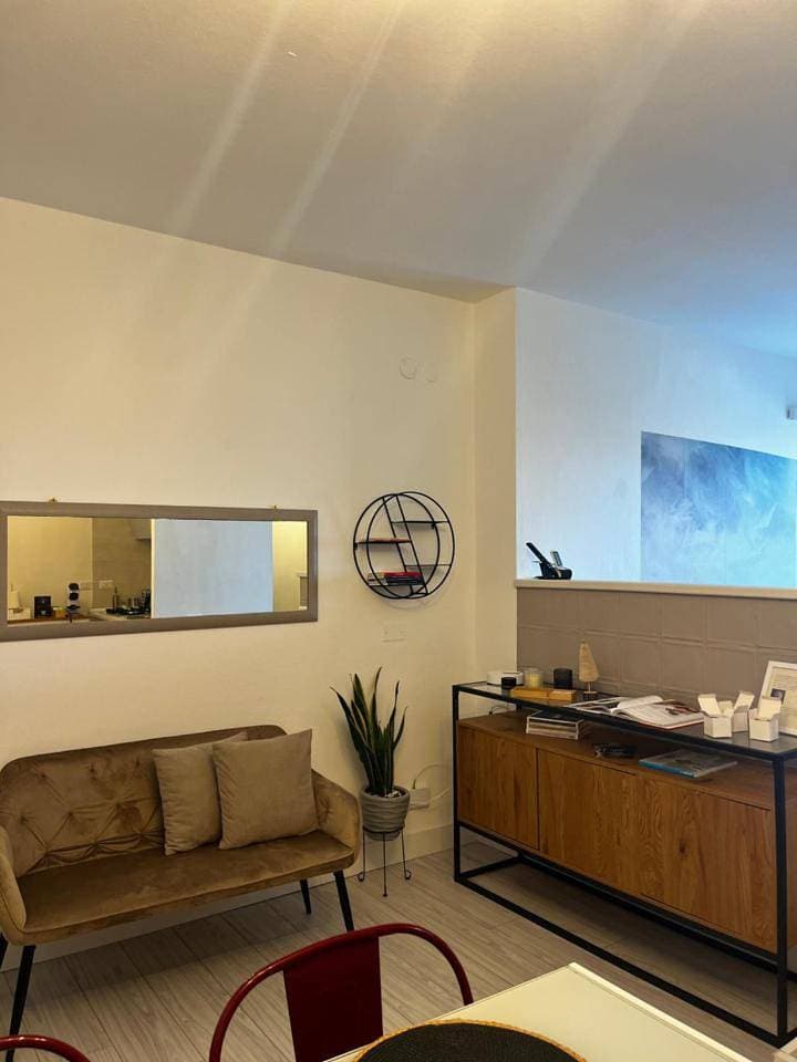 Foto 10 von 13: Studio Apartment