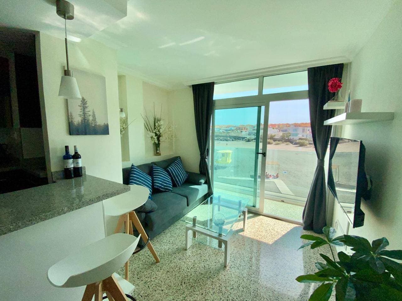 Foto 10 von 32: Apartment with Sea View