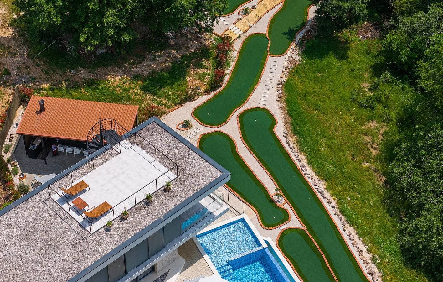 Foto 7 von 69: Gemütliche 37 m² große Ferienwohnung mit Pool, WLAN und Parkplatz in der Nähe von Pčele.doo