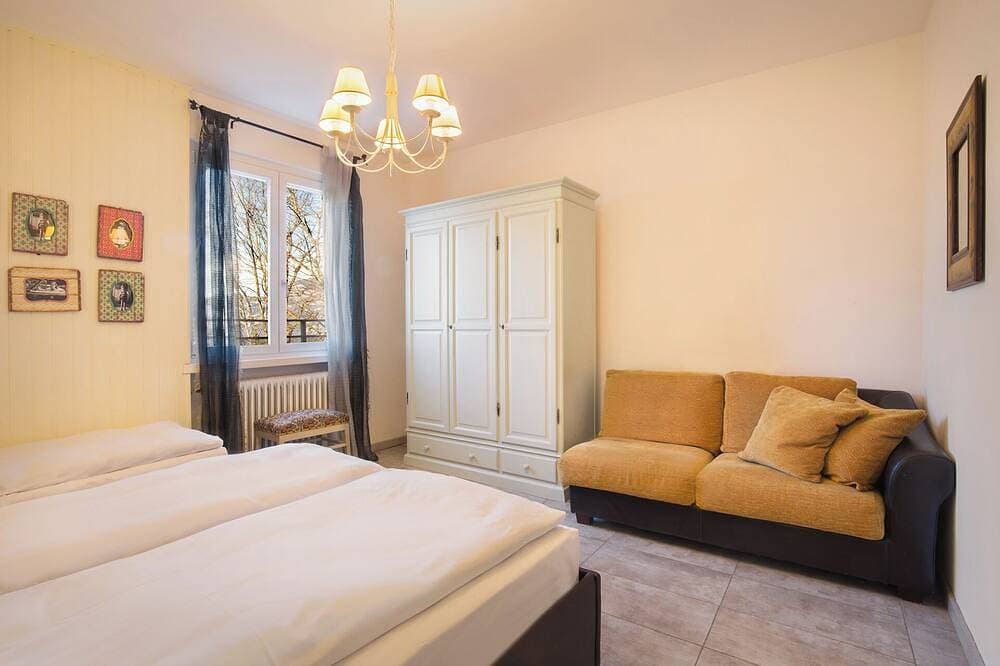 Foto 5 von 22: Villa Elisabetta – Ruhig gelegen mit Seeblick, Villa Elisabetta - Tranquilla con vista lago