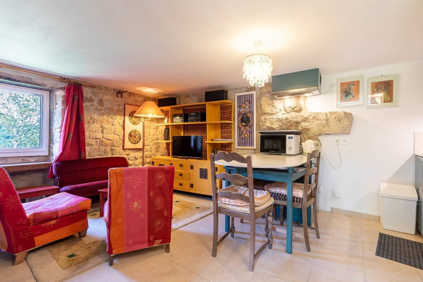 Foto 5 von 20: Ferienhaus 'La Treille' mit Bergblick und WLAN