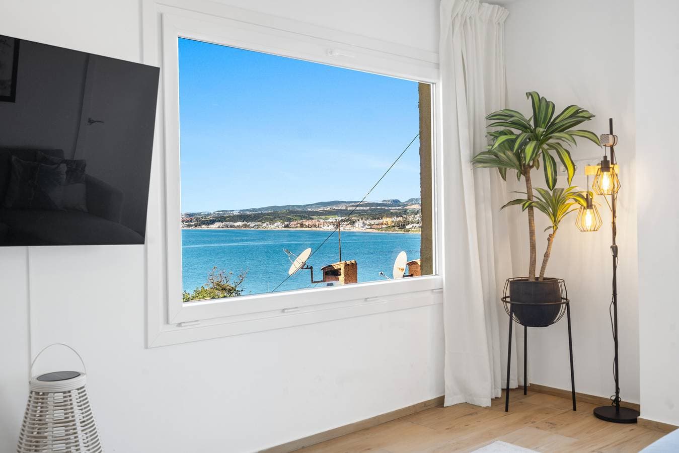 Foto 12 von 18: 44. Apartment with Sea View near Estepona Marina