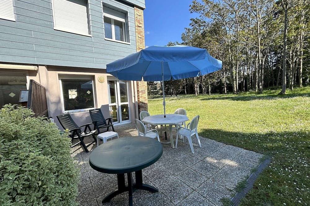 Geräumiges Duplex mit Terrasse in Strandnähe, ruhig und grün 1