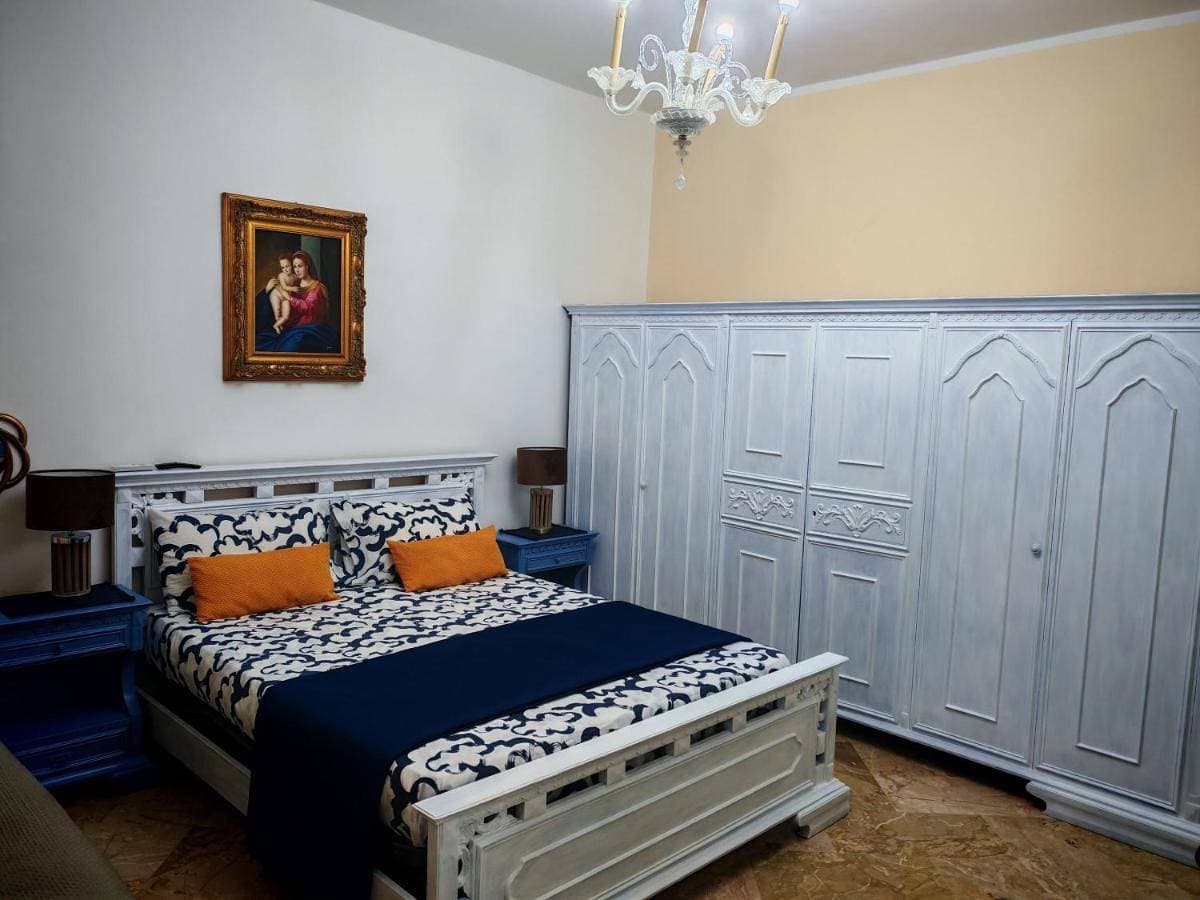 Foto 2 von 14: Triple Room with Shared Bathroom
