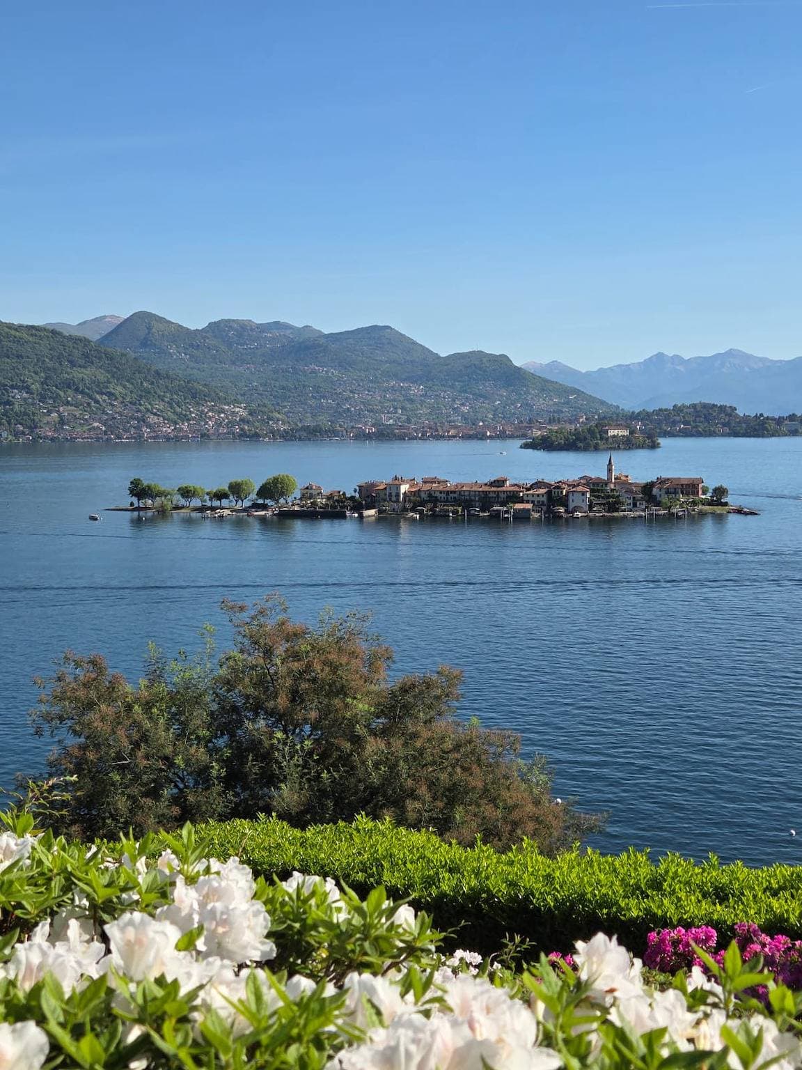 Foto 7 von 31: Queen Apartment – Stunning Panoramic Island View