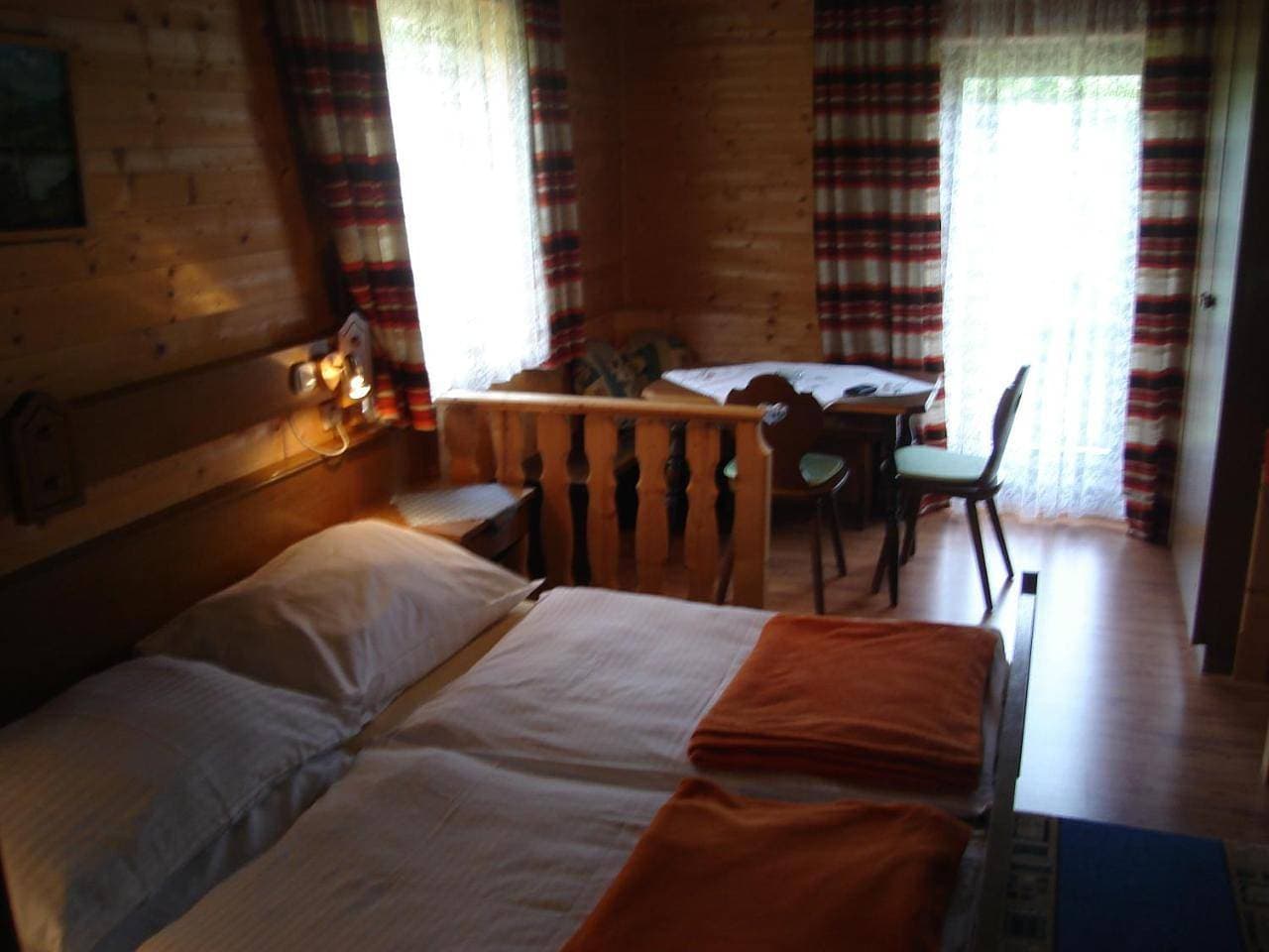 Foto 6 von 16: Double Room with Balcony