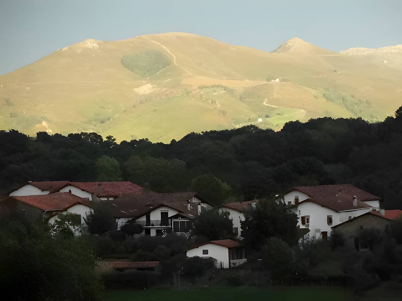Foto 8 von 10: Maison Harizpe Berria am Fuße der Rhune