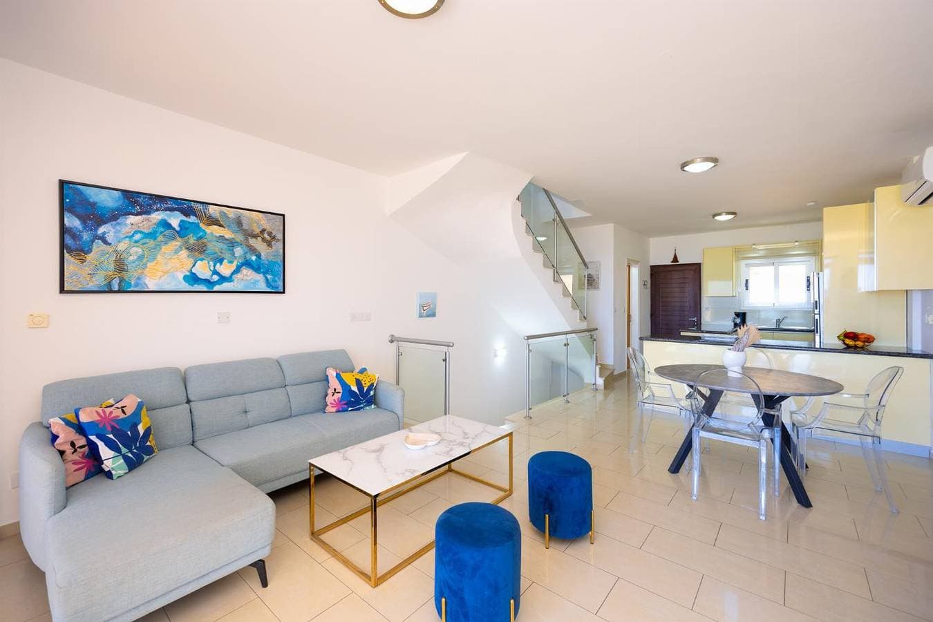 Foto 4 von 23: Villa für 4 Personen mit Balkon