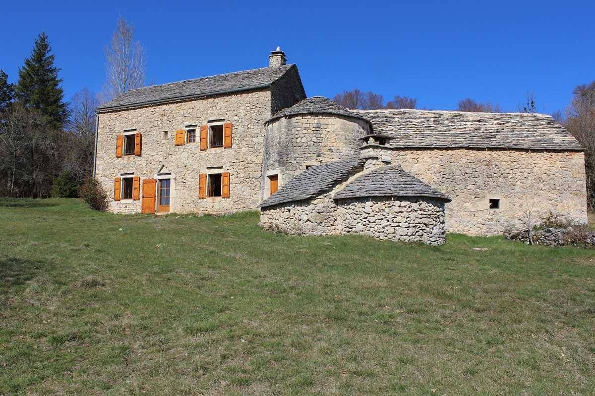 Gîte du Pigeonnier Causse Méjean 1