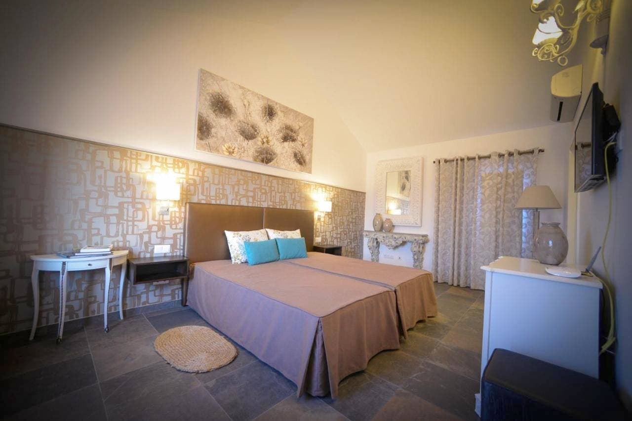 Foto 4 von 9: Double Room with Private Bathroom