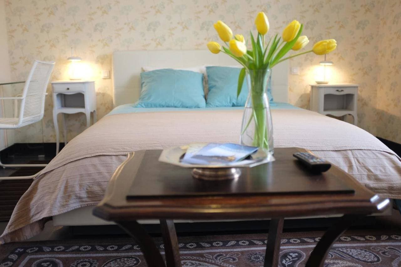 Foto 5 von 9: Double Room with Private Bathroom