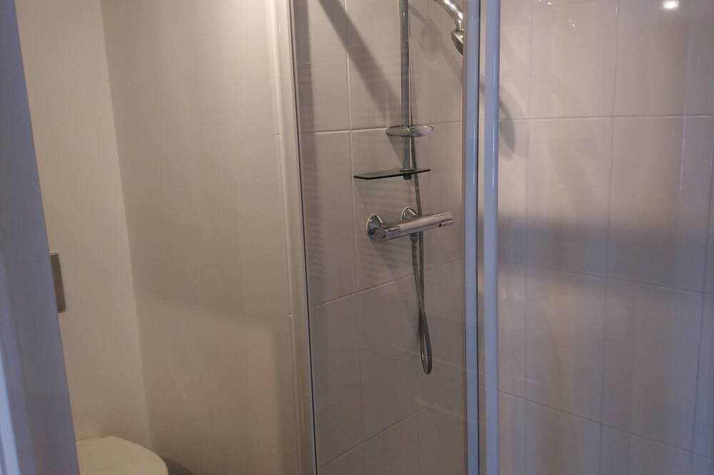 Foto 13 von 26: Apartment-Romantik-Ensuite mit Dusche-Terrasse-isle 2