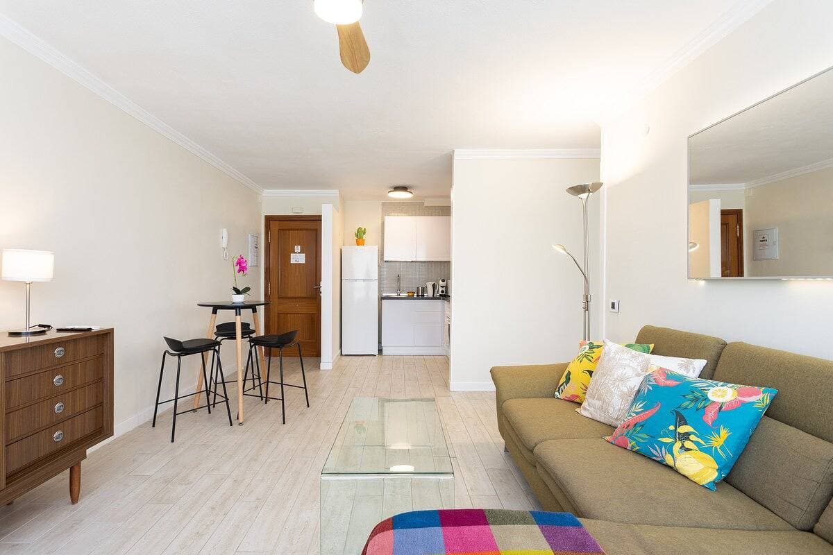 Foto 10 von 50: Ferienwohnung für 3 Personen mit Pool