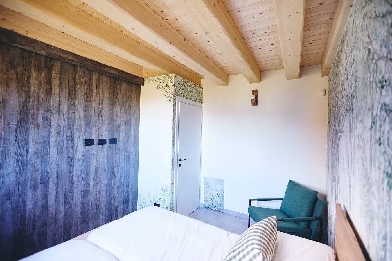 Foto 11 von 41: Apartment im Luxus-Chalet „Baita Treeb Tivano“ mit Seeblick & Garten – Bellagio (Civenna)
