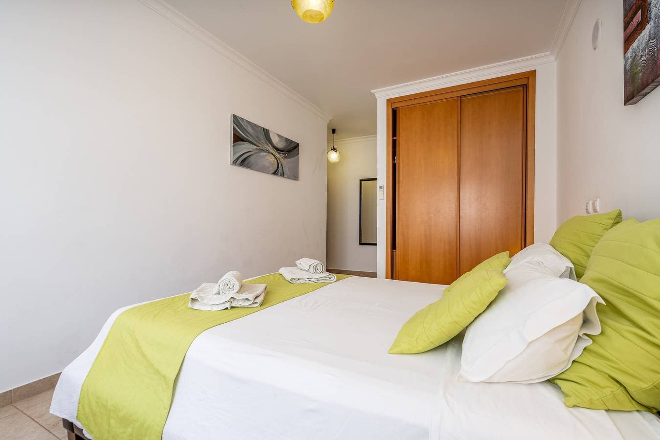 Foto 12 von 36: Ferienwohnung 'Palmeiras De Jv' mit Gemeinschaftspool, WLAN und Klimaanlage