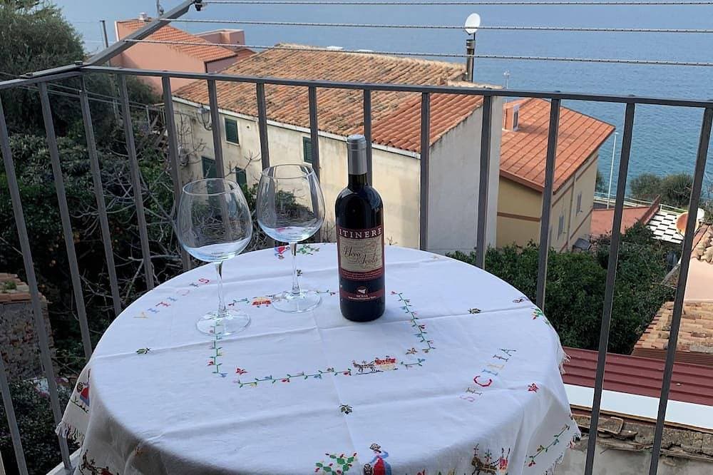 Dea Del Borgo Ferienhaus mit Meerblick 1