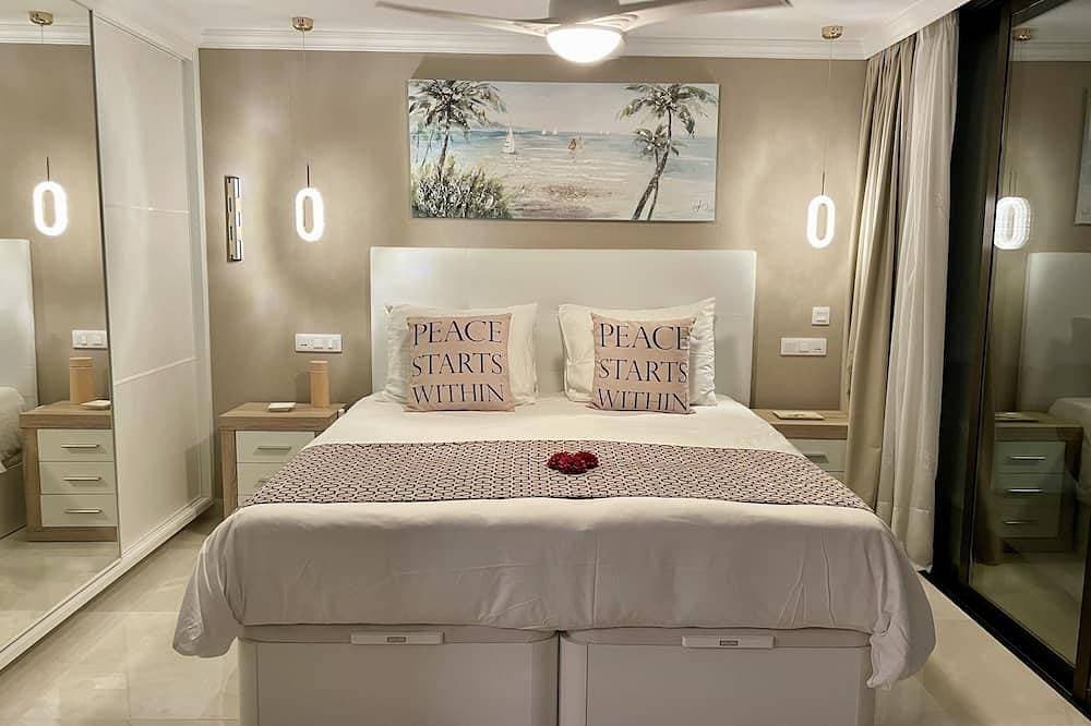Foto 5 von 24: Seaside Bliss: Spectacular View, Beachfront Haven