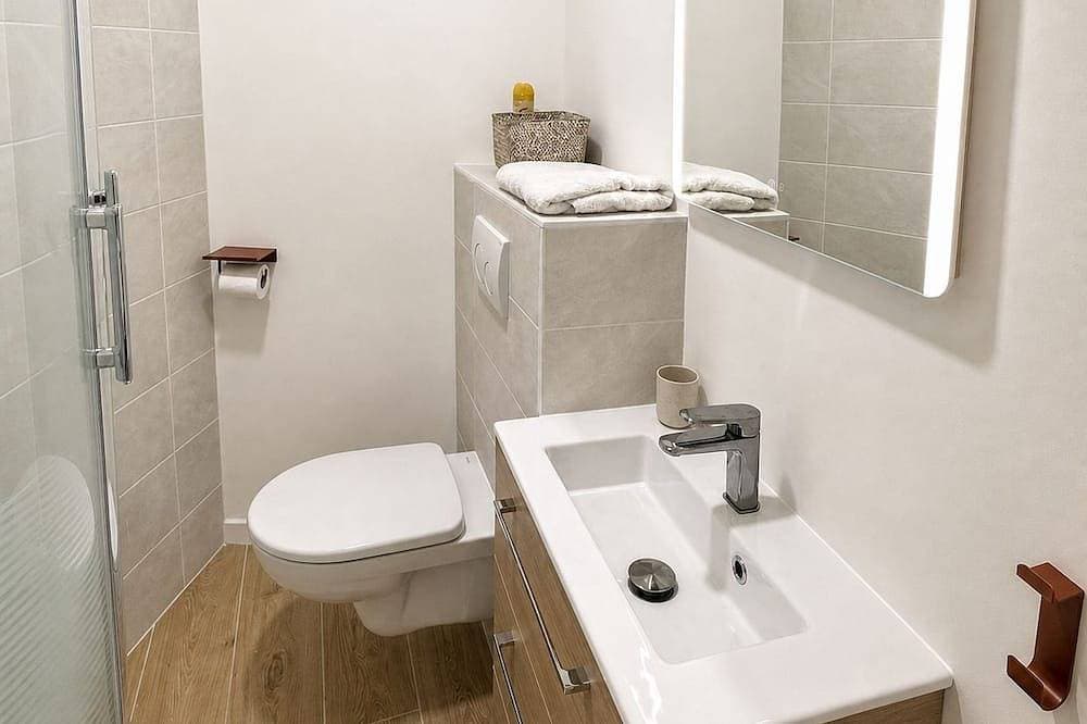 Foto 6 von 13: Studio-Ensuite mit Dusche-Studio 17m2
