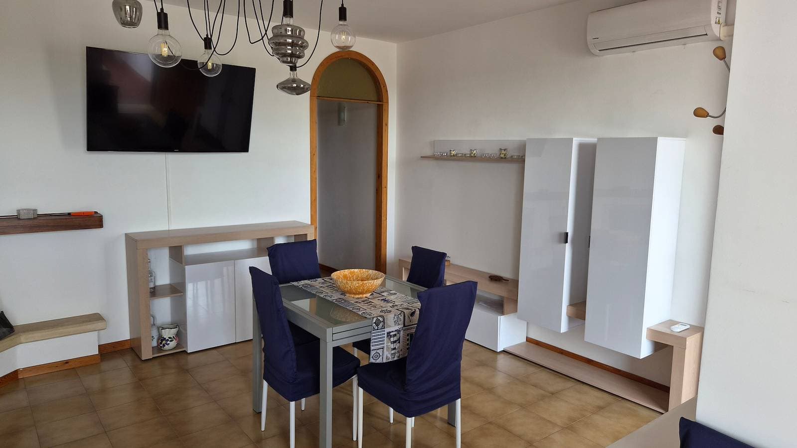 Foto 11 von 38: Villa „Vacanze Serene“ mit Meerblick, WLAN und Klimaanlage