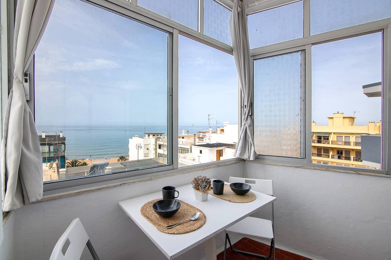 Foto 2 von 22: Ferienwohnung 'T1 Com Vista Mar' mit Meerblick, WLAN und Klimaanlage