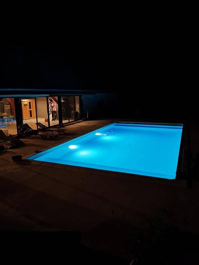 Foto 2 von 18: Villa with Private Pool