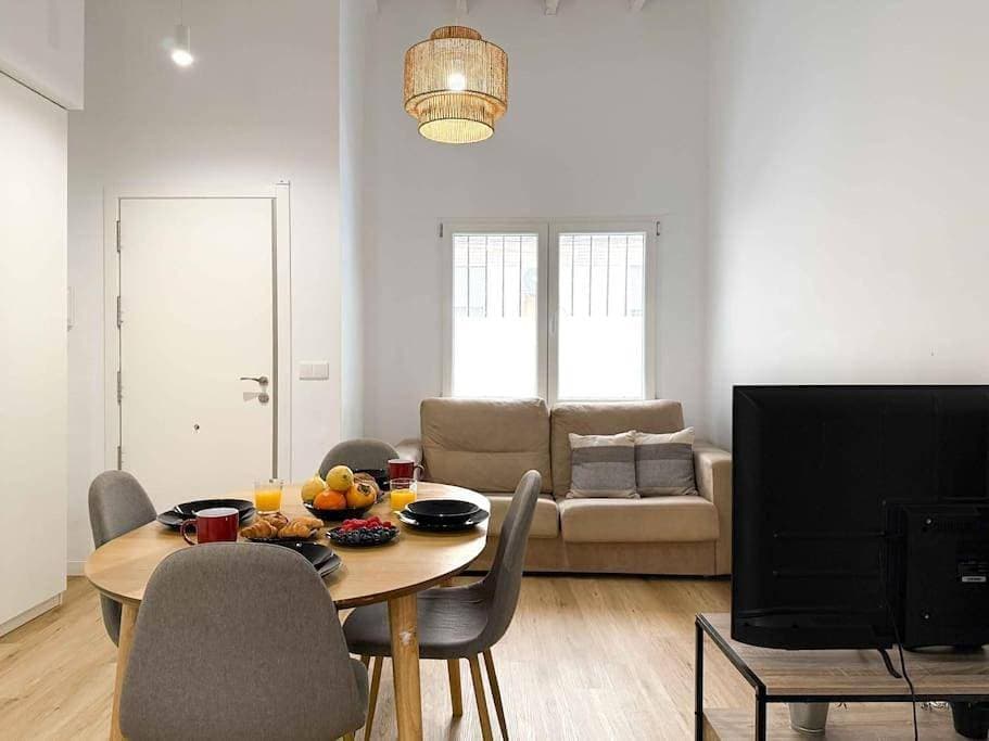 Foto 4 von 22: Two-Bedroom Apartment