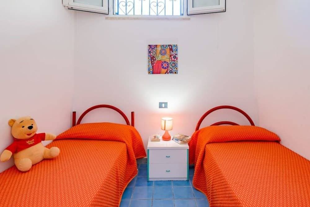Foto 2 von 19: Ruhige Ferienwohnung in Sciacca mit Terrasse, Garten und Grill und Meerblick