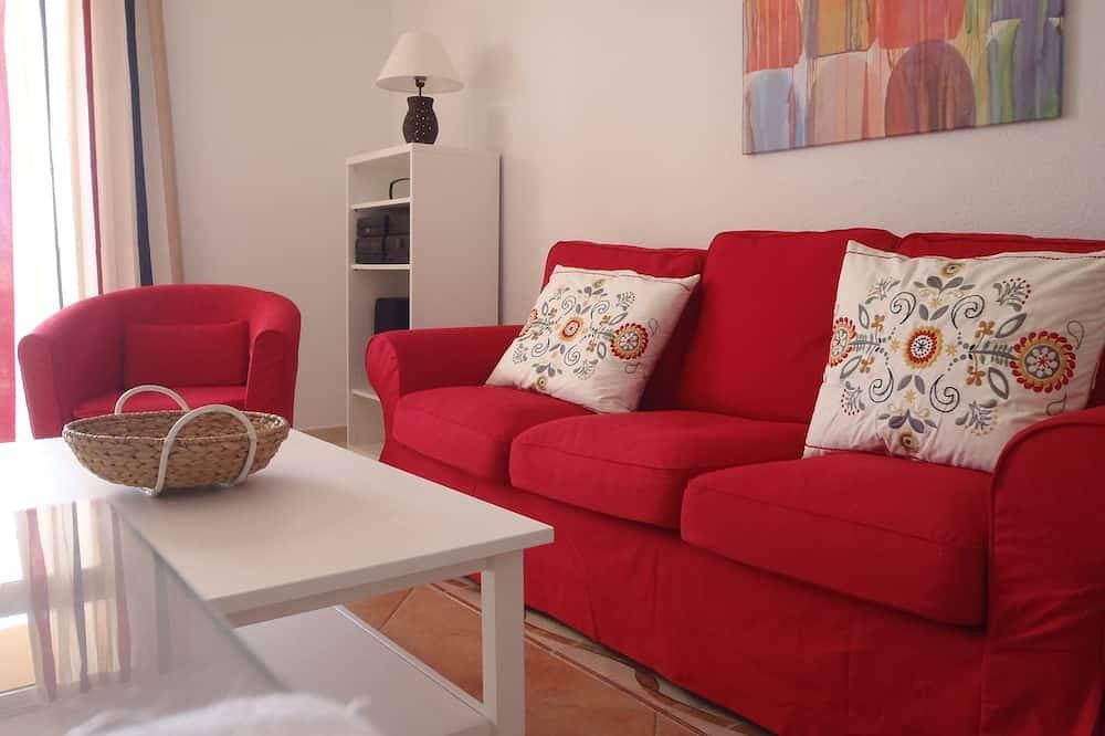 Foto 11 von 29: Geräumige, große Terrasse, sonnig, gratis WLAN, Meer, 250 m. vom Strand entfernt