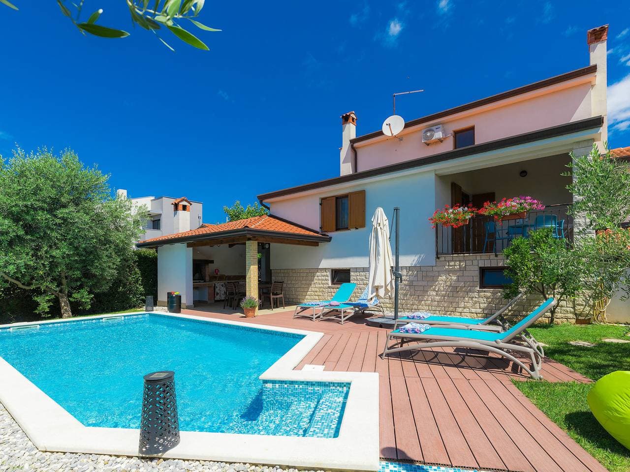 Tar 7 km von Poreč: Villa Marina 1