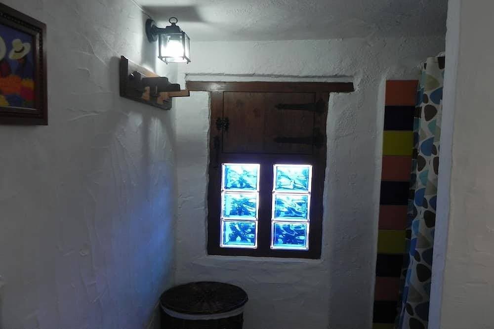 Foto 13 von 20: Schönes Landhaus mit Terrasse, Meer- und Bergblick