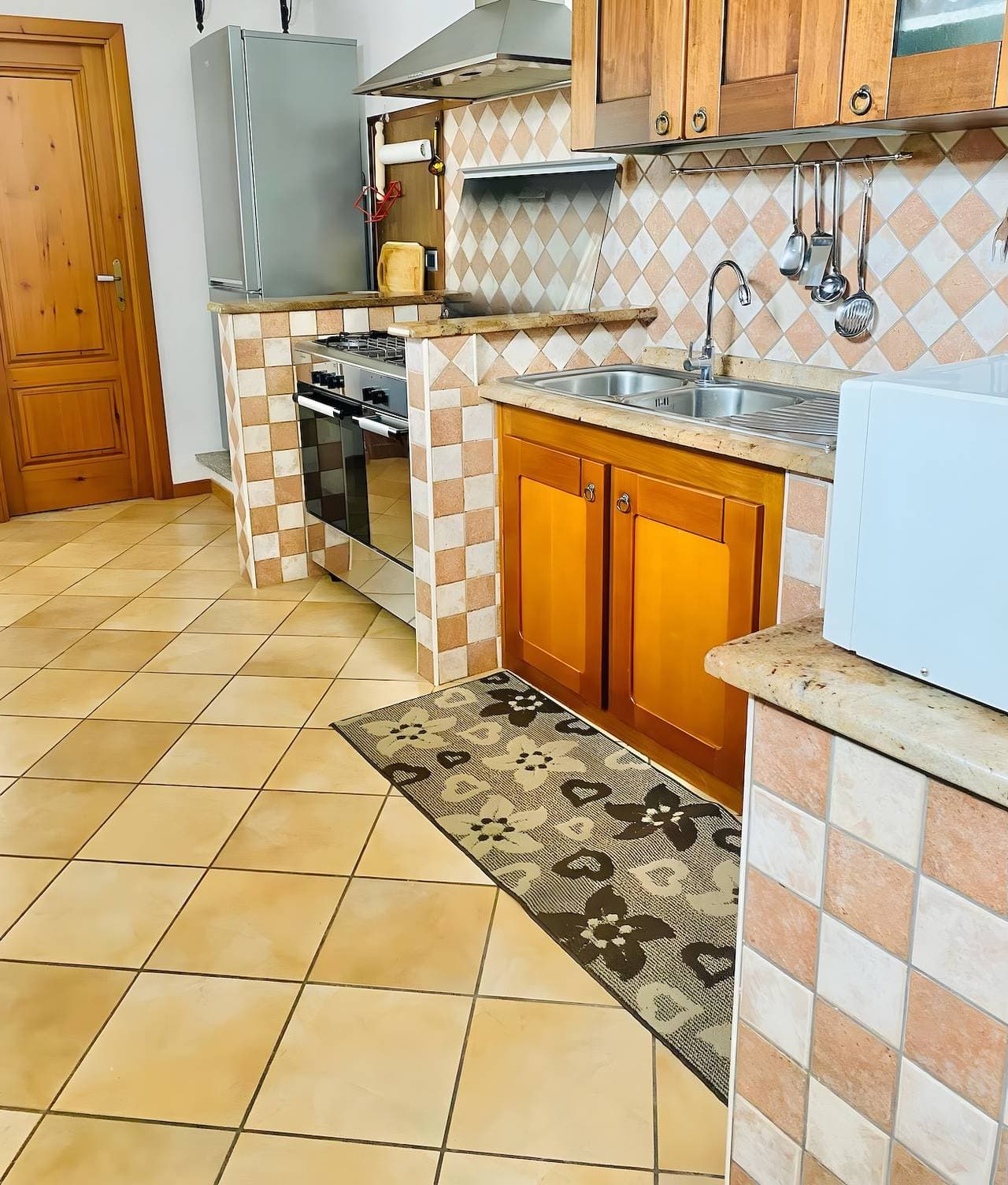 Foto 5 von 11: Exklusive Ferienwohnung im Zentrum von San Giovanni Suergiu