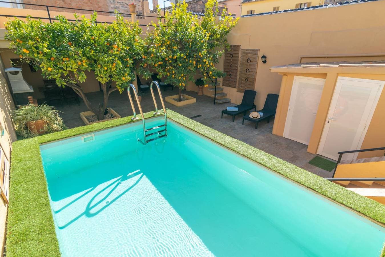 Foto 3 von 46: Juniper (Inca) - Gemütliches Stadthaus mit Austellpool im Zentrum von Mallorca. Wifi gratis.