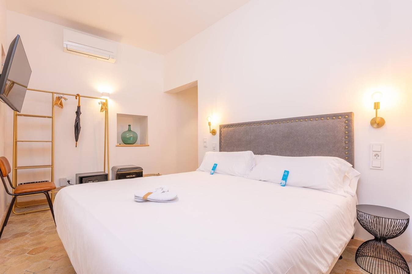 Cas Català - Doble Economy -  Schönes Zimmer in einem Boutique-Hotel mit Gemeinschaftspool und koste... 1