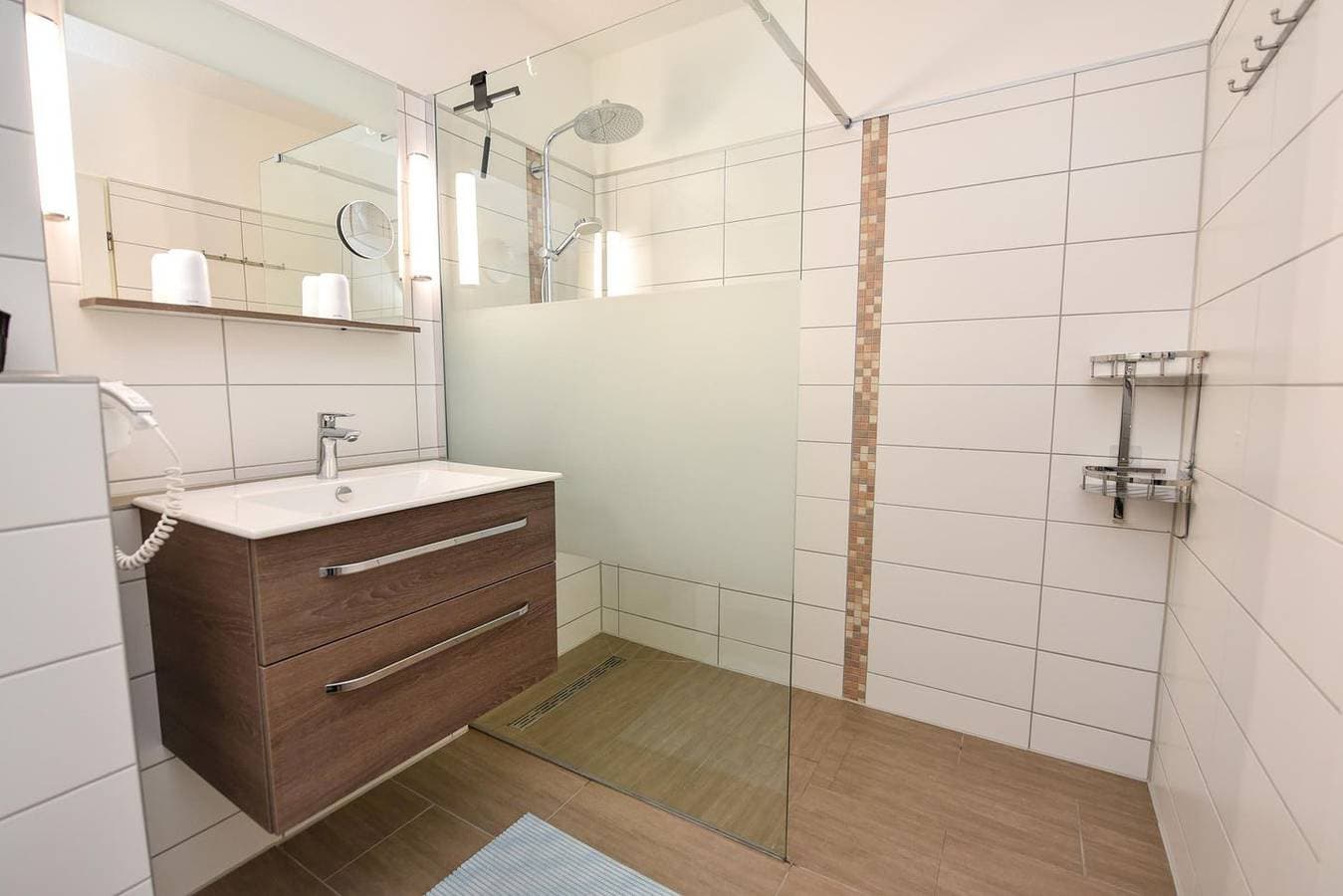 Foto 13 von 18: Sonniges 2-Zimmer Appartement im 2.Og im Haus Deichgraf