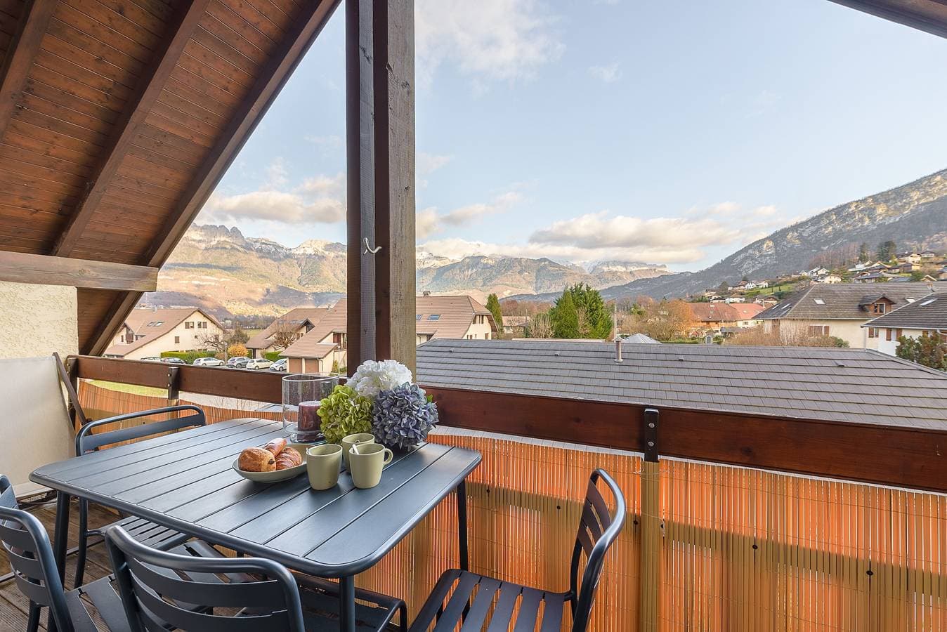 Foto 2 von 18: Ferienwohnung für 3 Personen mit Balkon