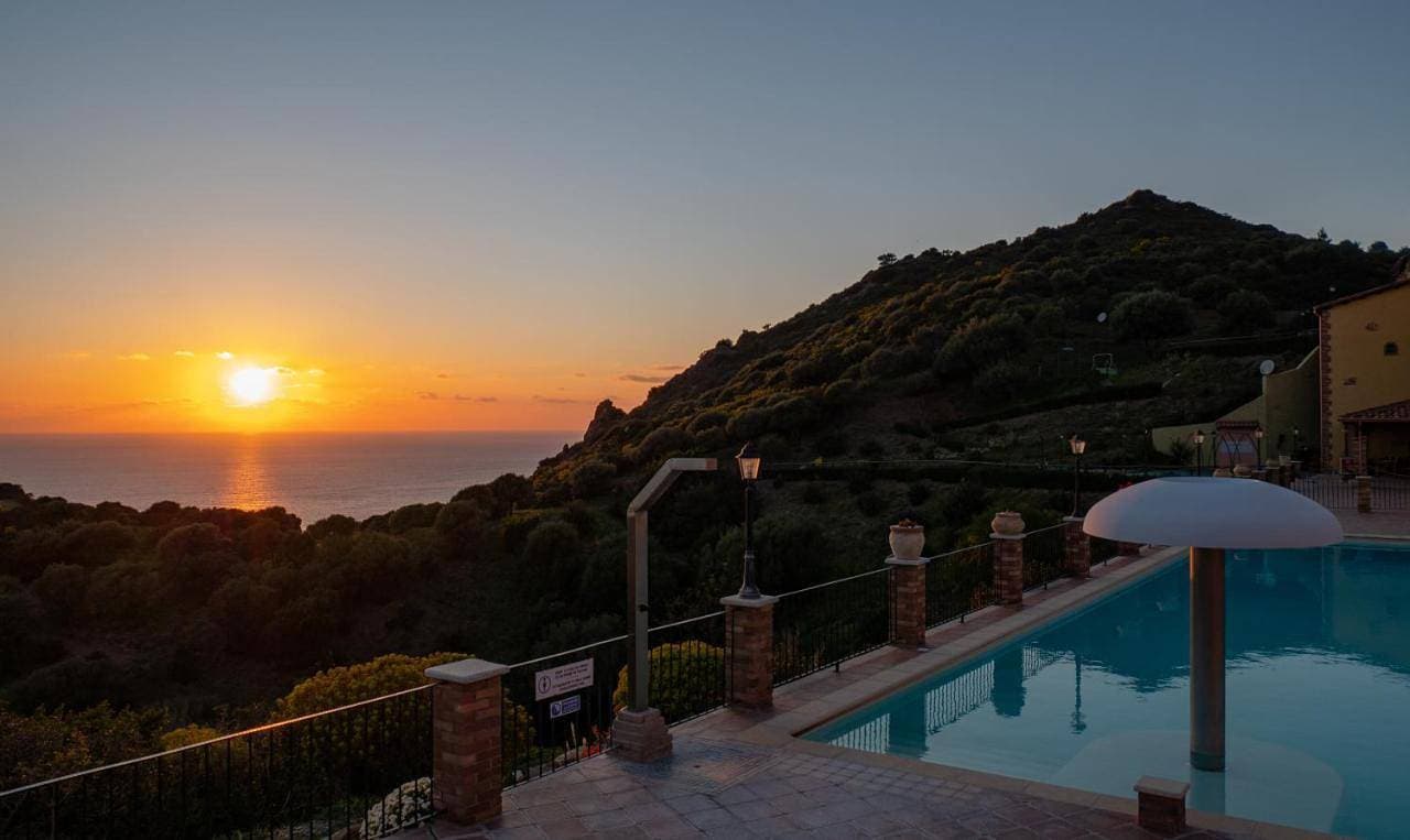 Foto 2 von 72: Villa with Sea View