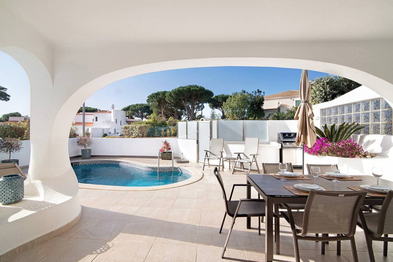 Foto 4 von 31: Ferienhaus 'Nicola' mit privatem Pool, WLAN und Klimaanlage