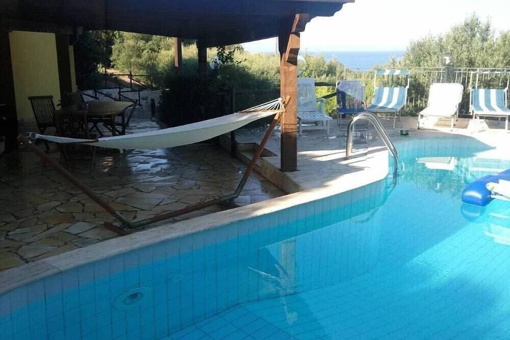 Foto 12 von 30: Villa mit privatem Pool, mit Panoramablick auf das Meer und atemberaubendem Sonnenuntergang