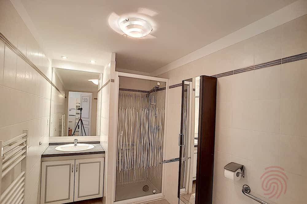 Foto 4 von 20: Gemütliche 2-Zi.-Wohnung mit Terrasse, Klimaanlage und WLAN, nah an Therme und Innenstadt