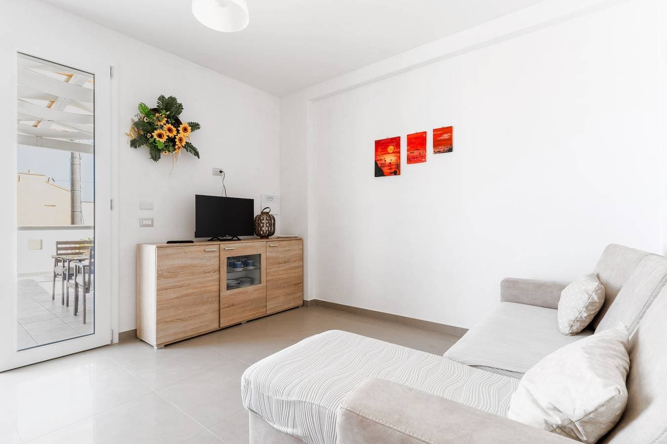 Foto 5 von 27: Ferienhaus 'Donasand_torre San Giovanni' mit privater Terrasse und Balkon