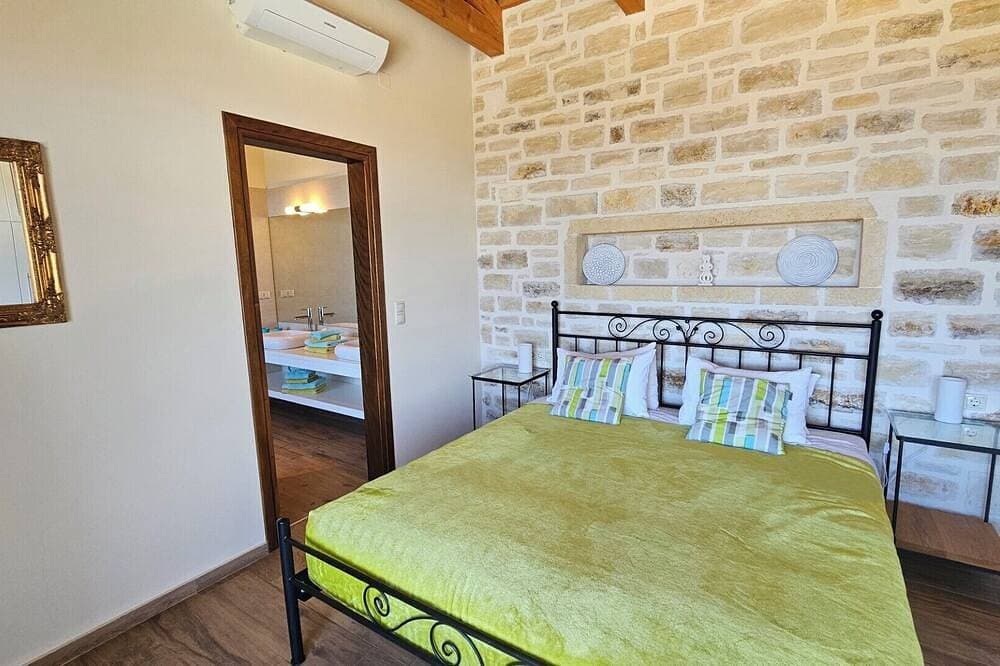 Foto 4 von 30: Naturstein - Villa Lemoni mit traumhaftem Ausblick und beheizbarem Pool