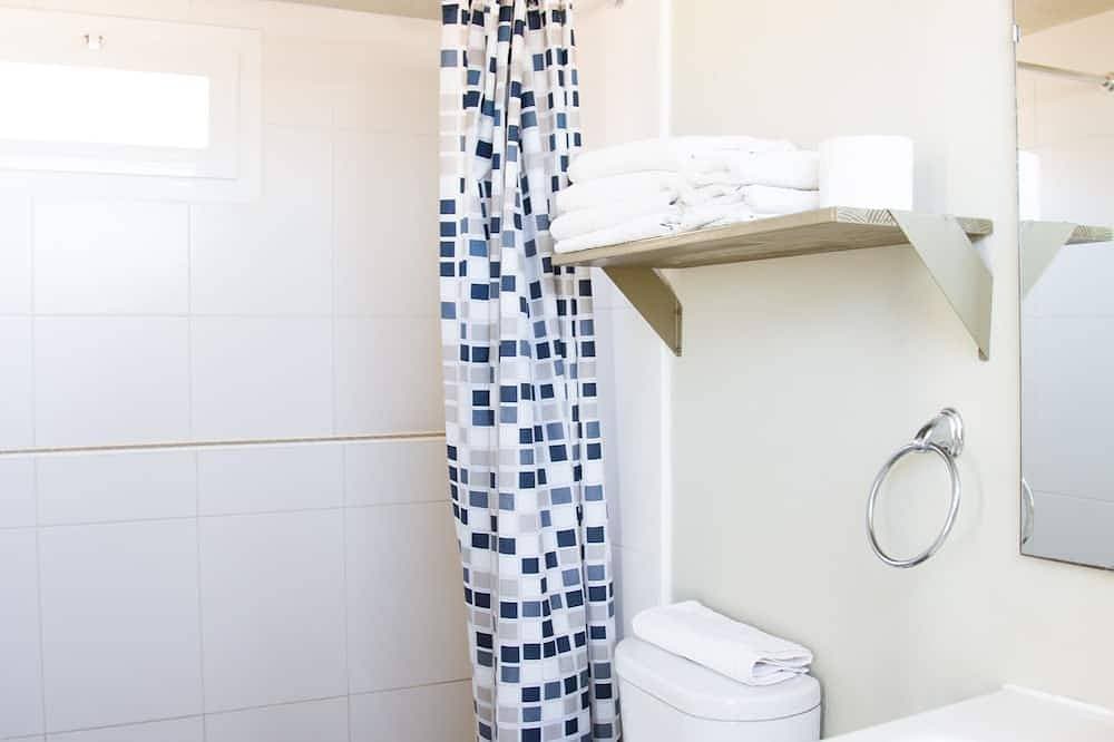 Foto 8 von 21: Auf Meereshöhe und mit Blick auf den Strand.  Wohnung mit Terrasse und 8 Stunden Sonne