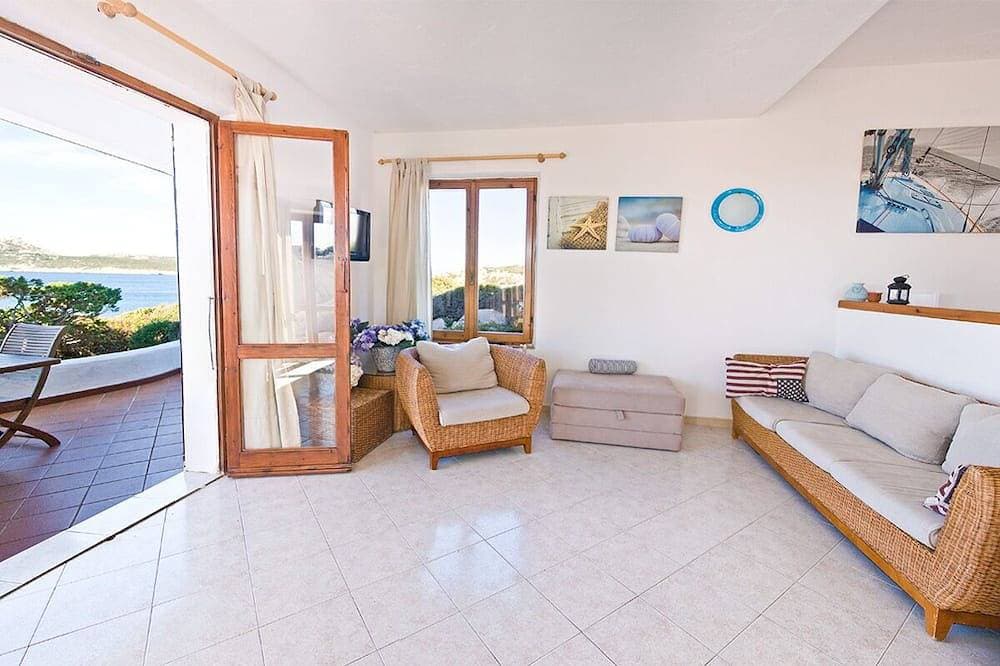 Foto 9 von 30: Fantastic front row villa with breathtaking sea view