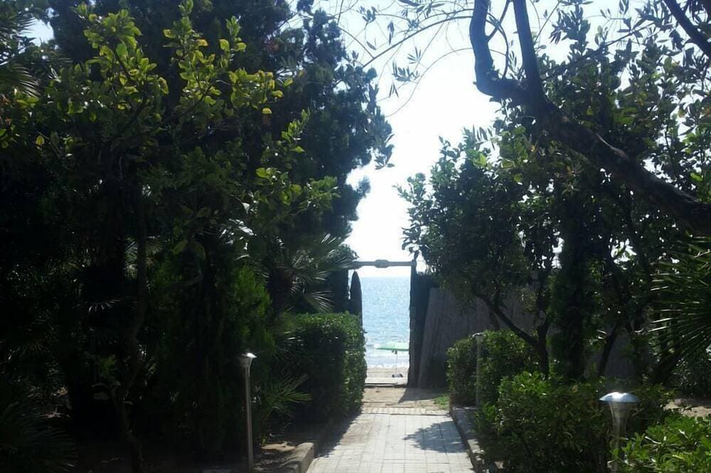 Foto 10 von 30: Haus mit Garten mit Blick auf den Strand