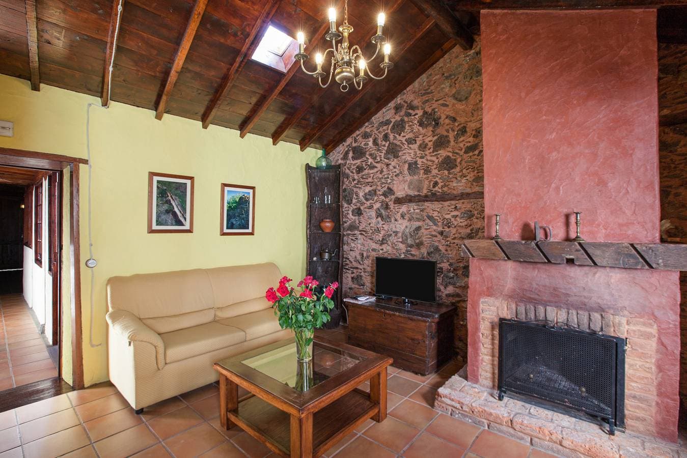 Foto 7 von 27: Ferienhaus Casa Rural Vidal mit Meerblick, Whirlpool, WLAN, Klimaanlage und Terrasse; Parken möglich