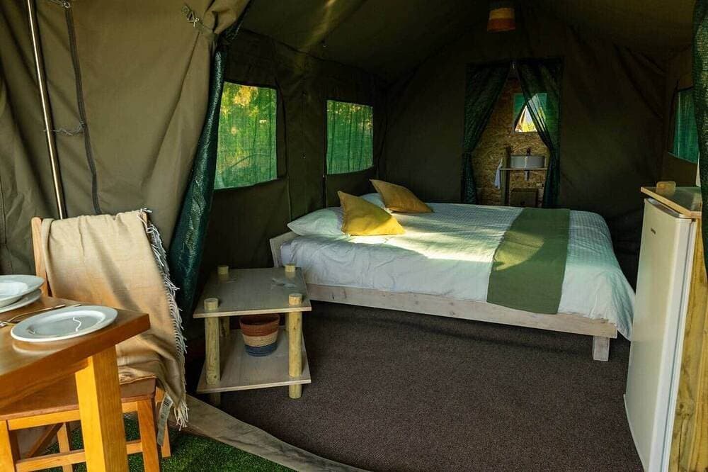 Foto 2 von 19: Safari Glamping Portugal Whale
