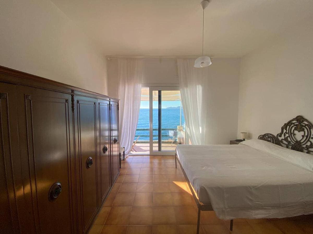 Foto 4 von 10: Two-Bedroom House