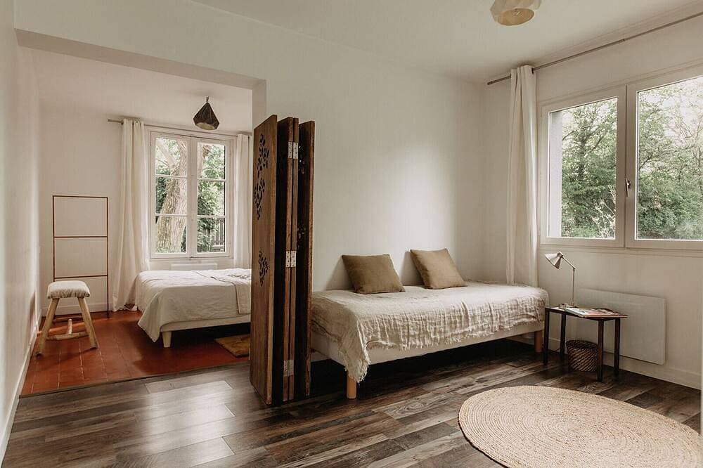 Foto 4 von 24: La Maison-Gîte-Design-Ensuite mit Bad